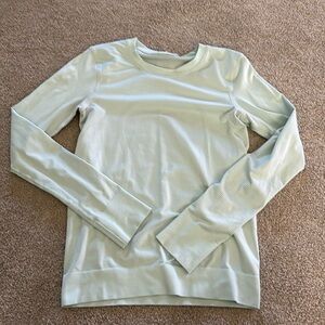 Lulu lemon size 2 swiftly tech